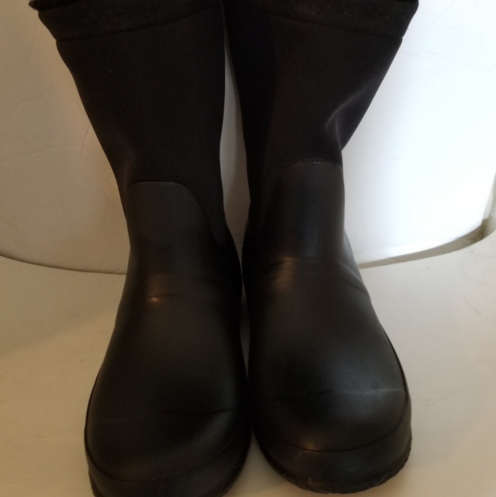 Hunter rain boots size 9